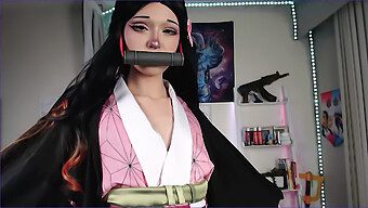 Nezuko, Fata Cosplay Hentai, Se Bucură De Un Creampie După Ce Se Masturbează